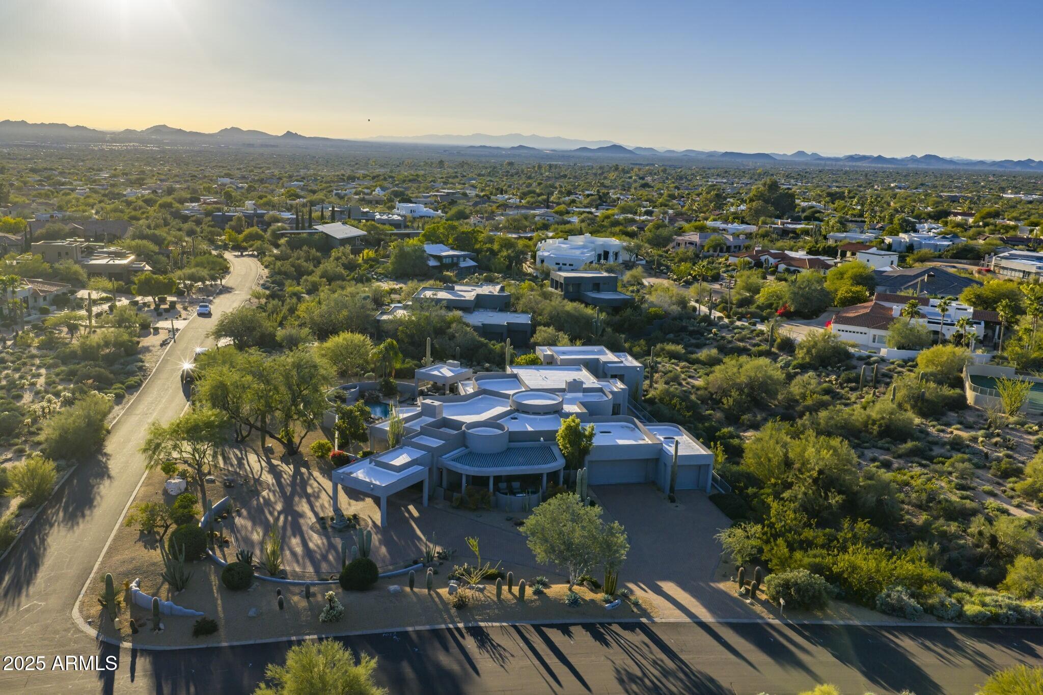 PINNACLE PEAK VISTAS - Residential