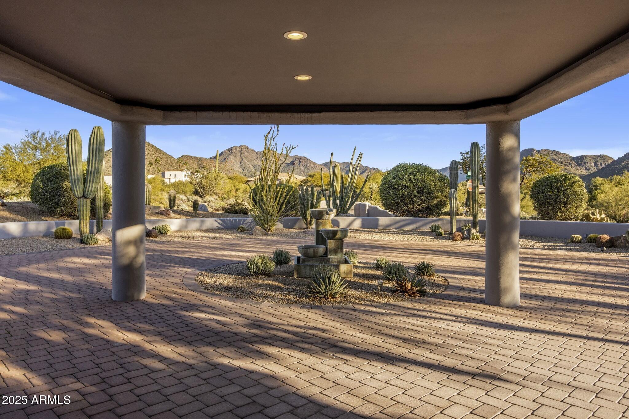PINNACLE PEAK VISTAS - Residential