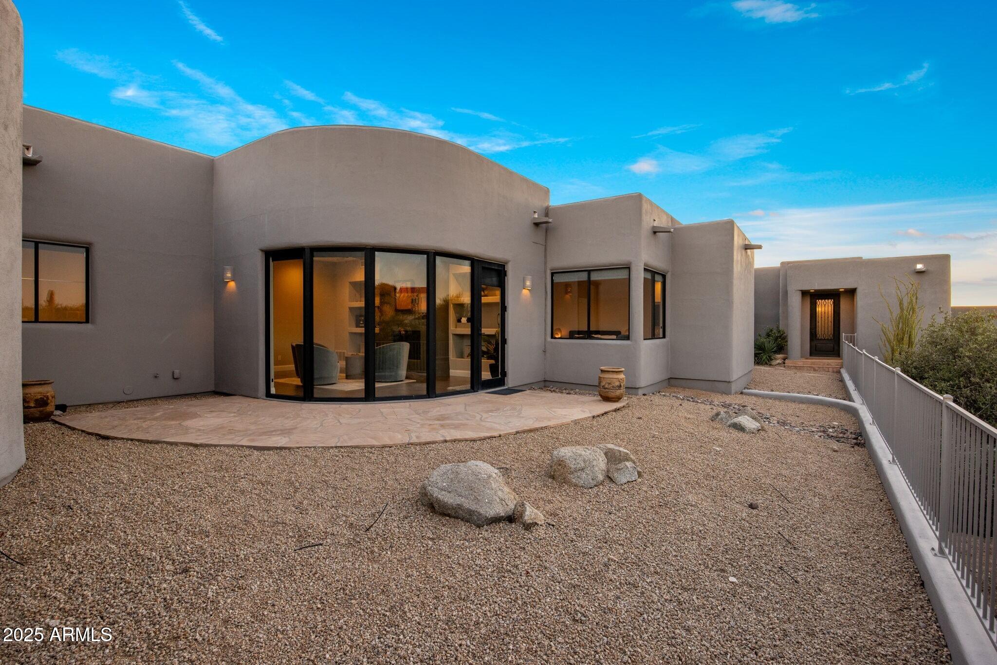 PINNACLE PEAK VISTAS - Residential
