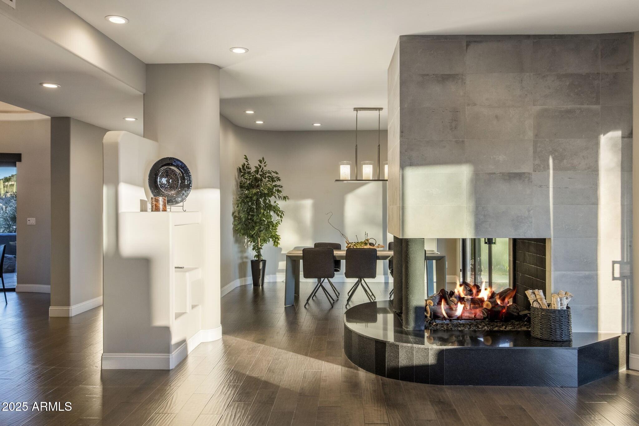 PINNACLE PEAK VISTAS - Residential