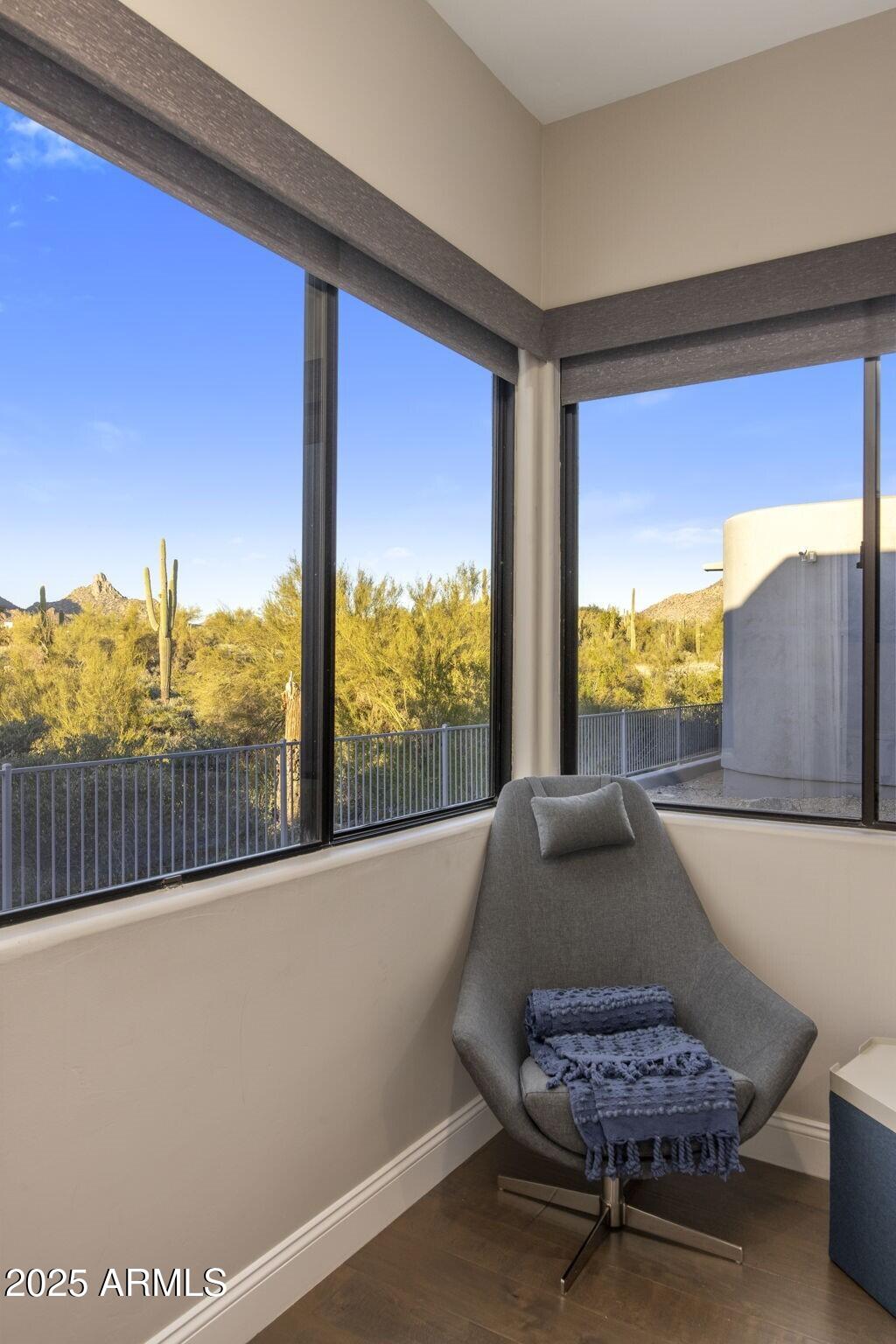 PINNACLE PEAK VISTAS - Residential