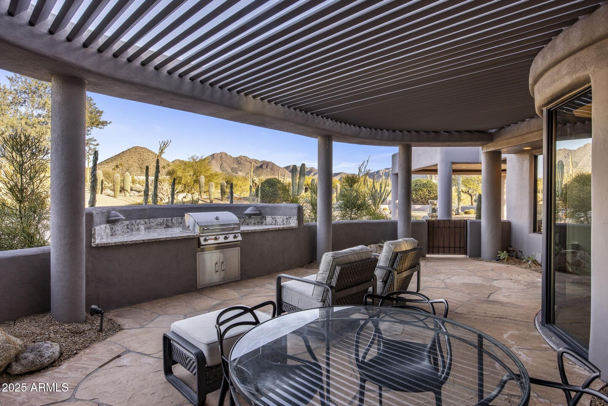 PINNACLE PEAK VISTAS - Residential