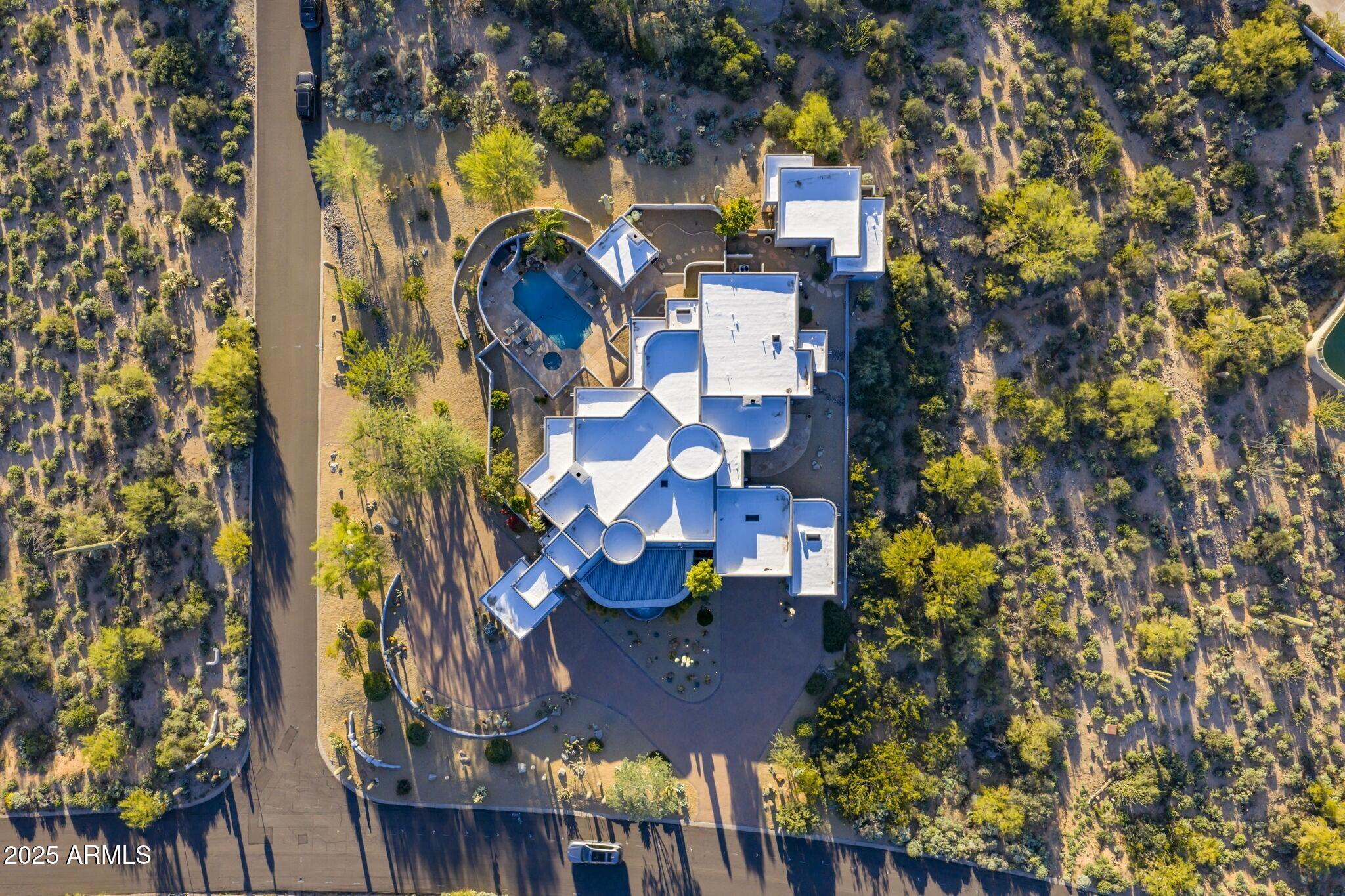 PINNACLE PEAK VISTAS - Residential