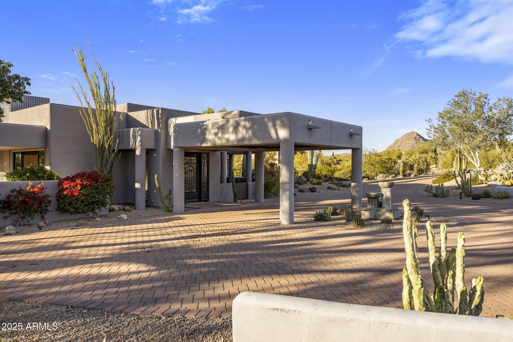 PINNACLE PEAK VISTAS - Residential