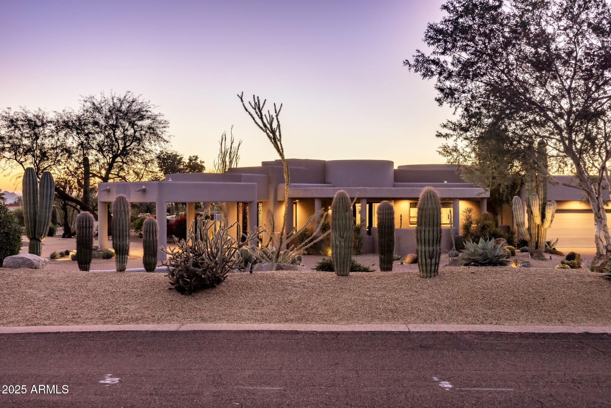 PINNACLE PEAK VISTAS - Residential
