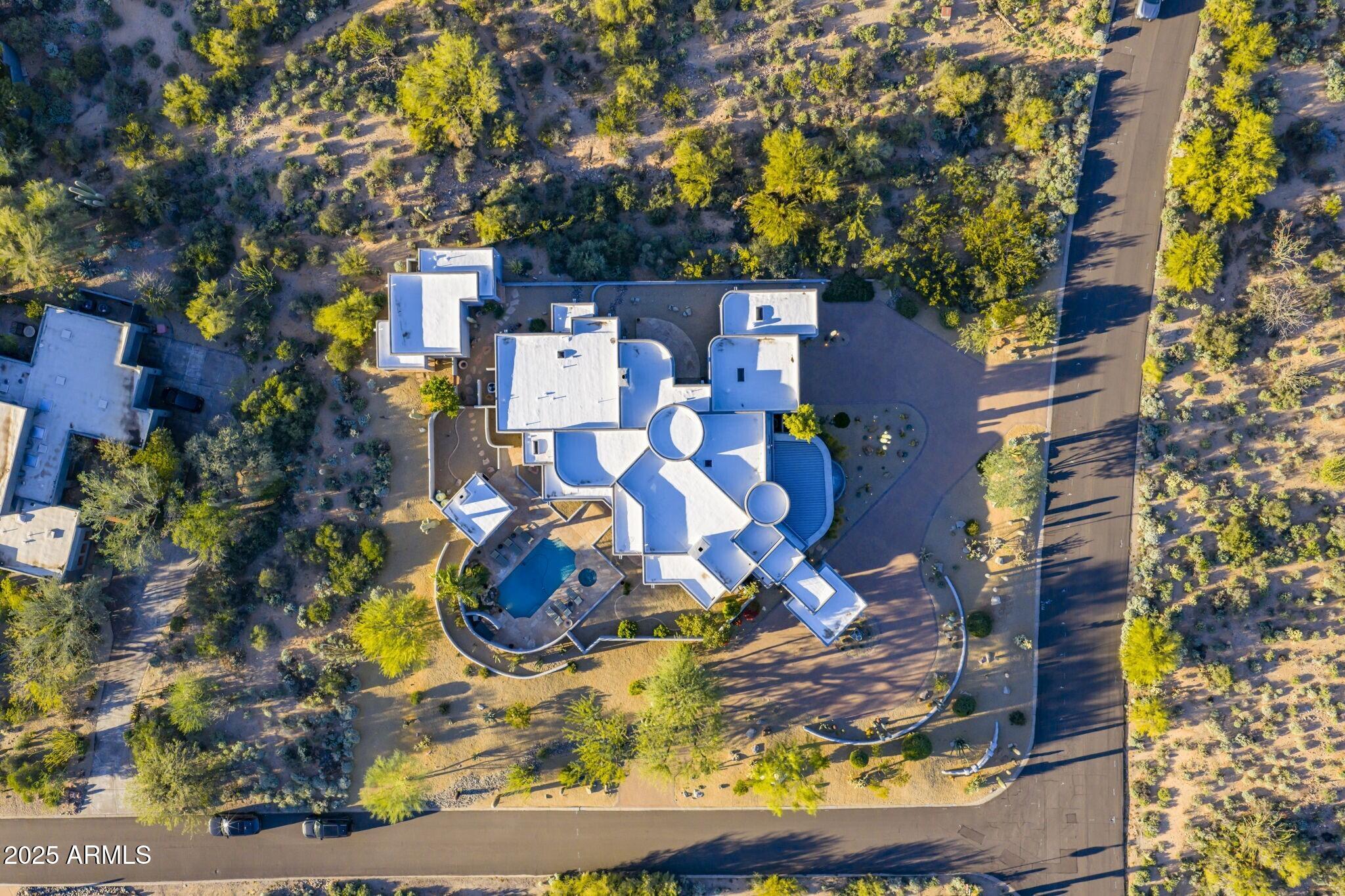 PINNACLE PEAK VISTAS - Residential