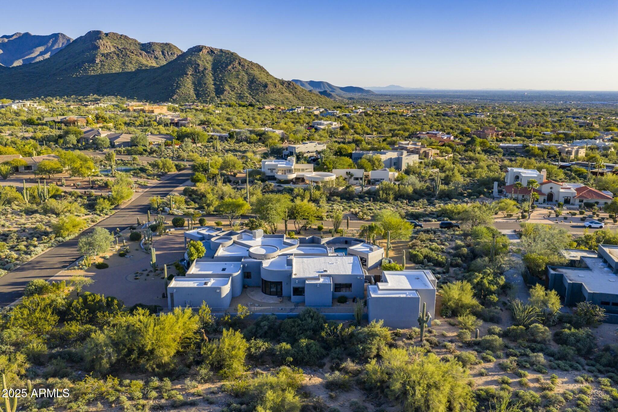 PINNACLE PEAK VISTAS - Residential