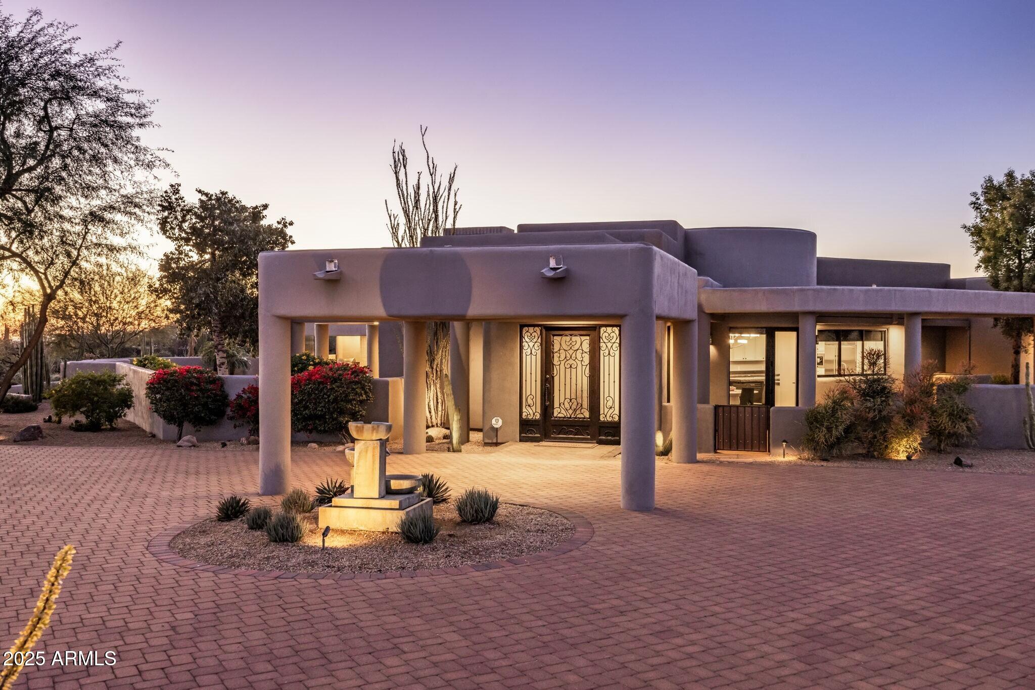 PINNACLE PEAK VISTAS - Residential