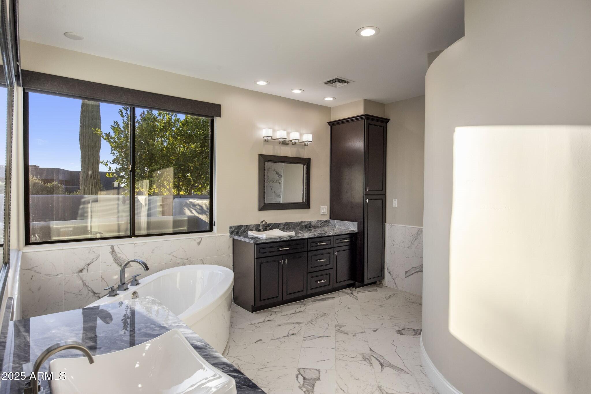 PINNACLE PEAK VISTAS - Residential