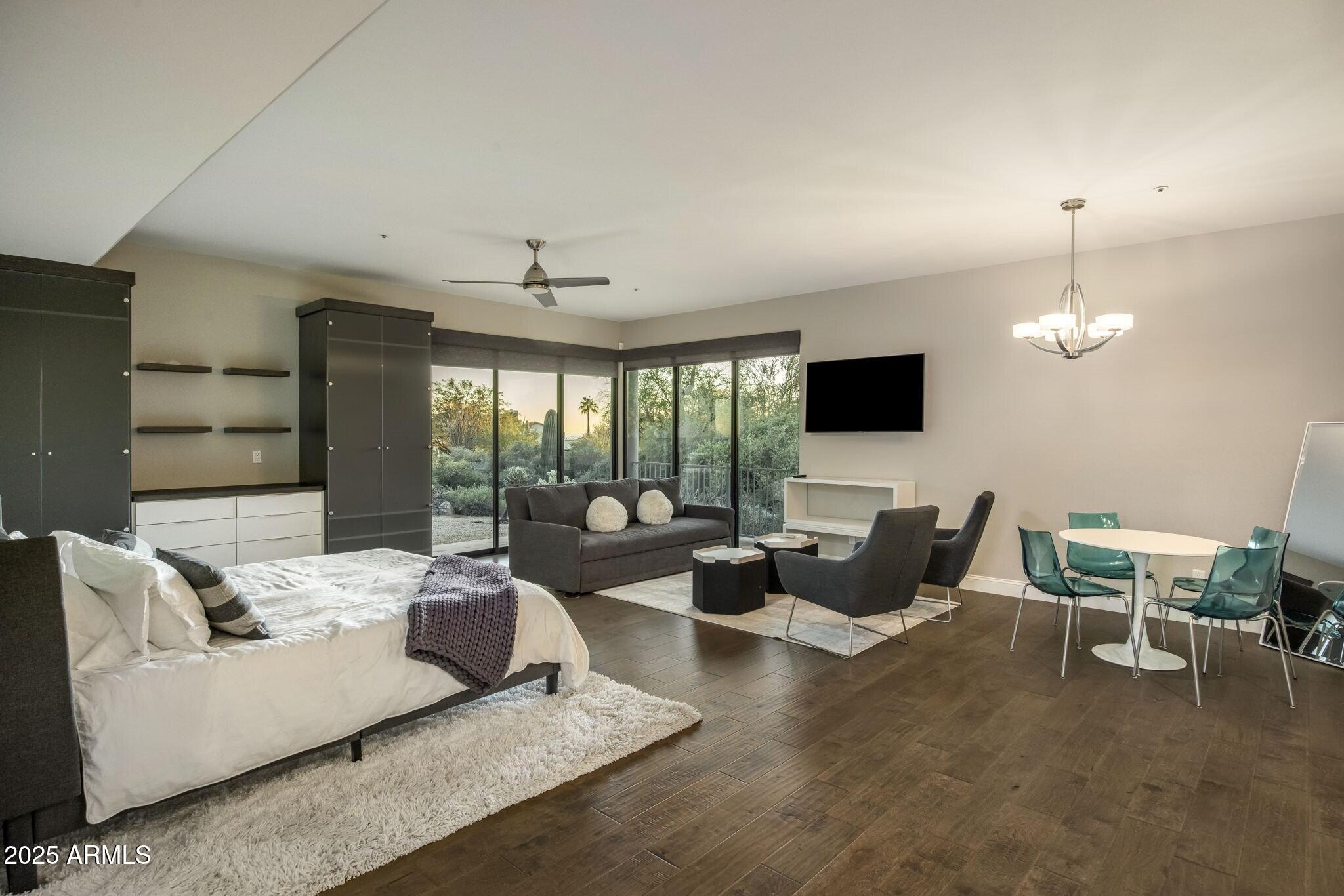 PINNACLE PEAK VISTAS - Residential
