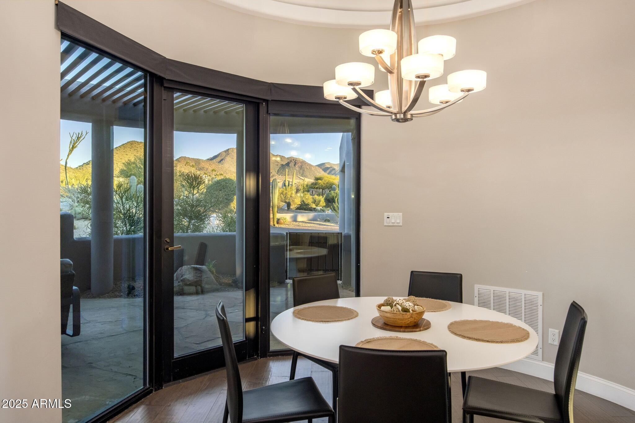 PINNACLE PEAK VISTAS - Residential