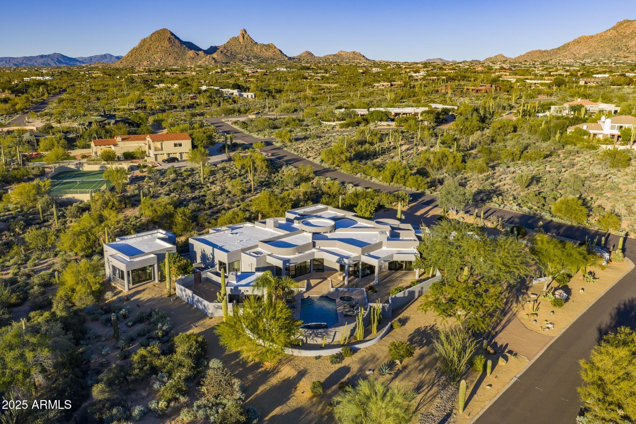 PINNACLE PEAK VISTAS - Residential