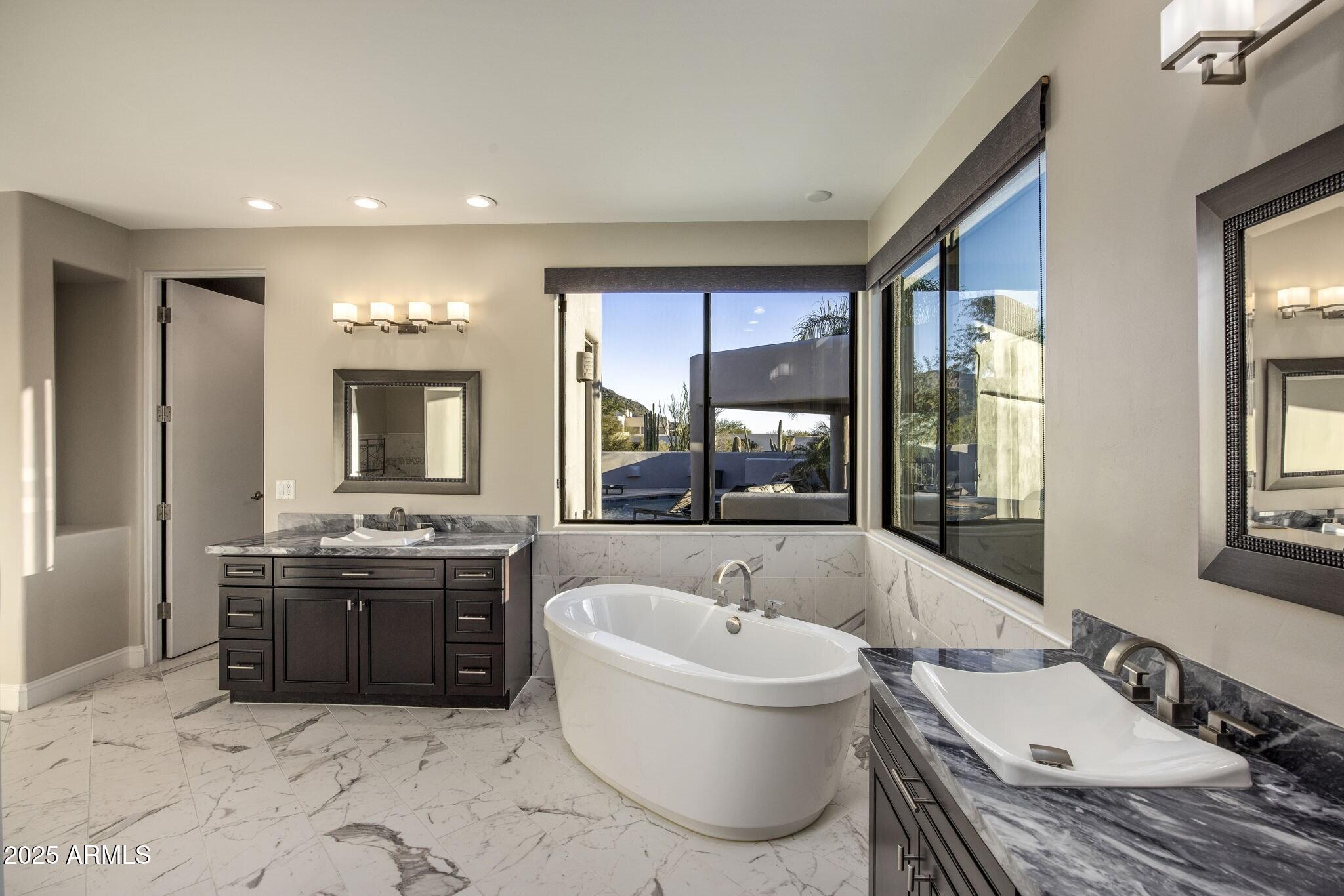 PINNACLE PEAK VISTAS - Residential