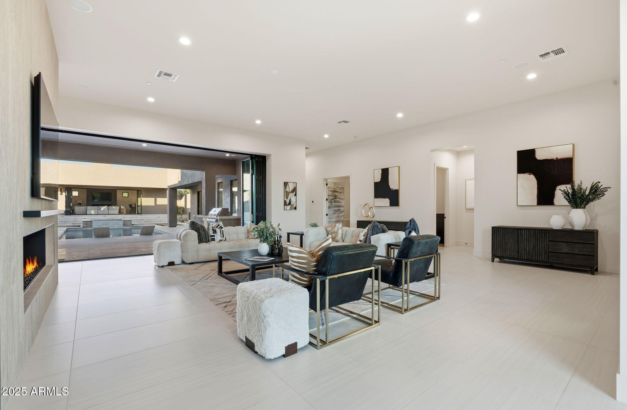 DESERT SPRINGS - Residential