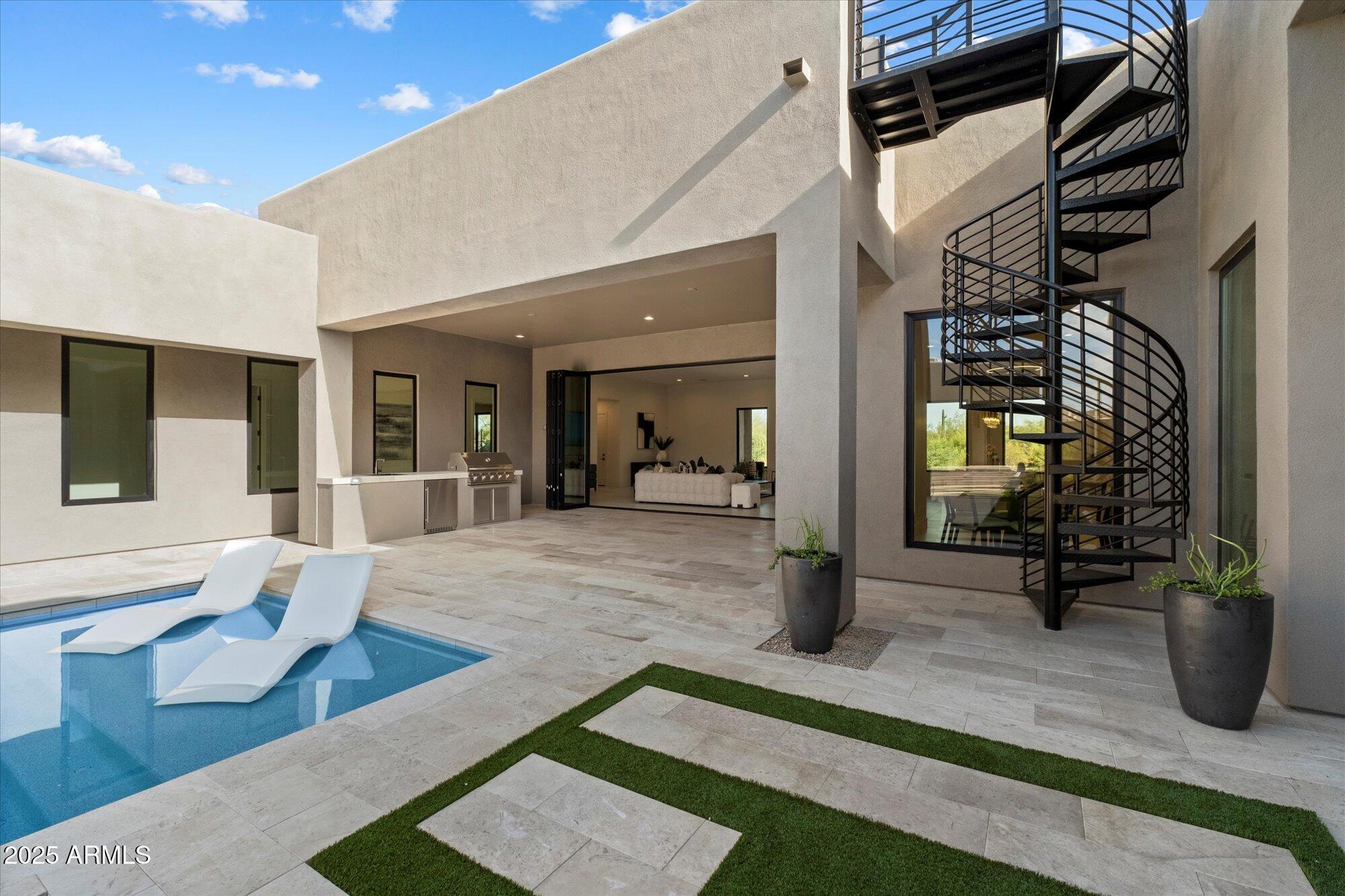 DESERT SPRINGS - Residential