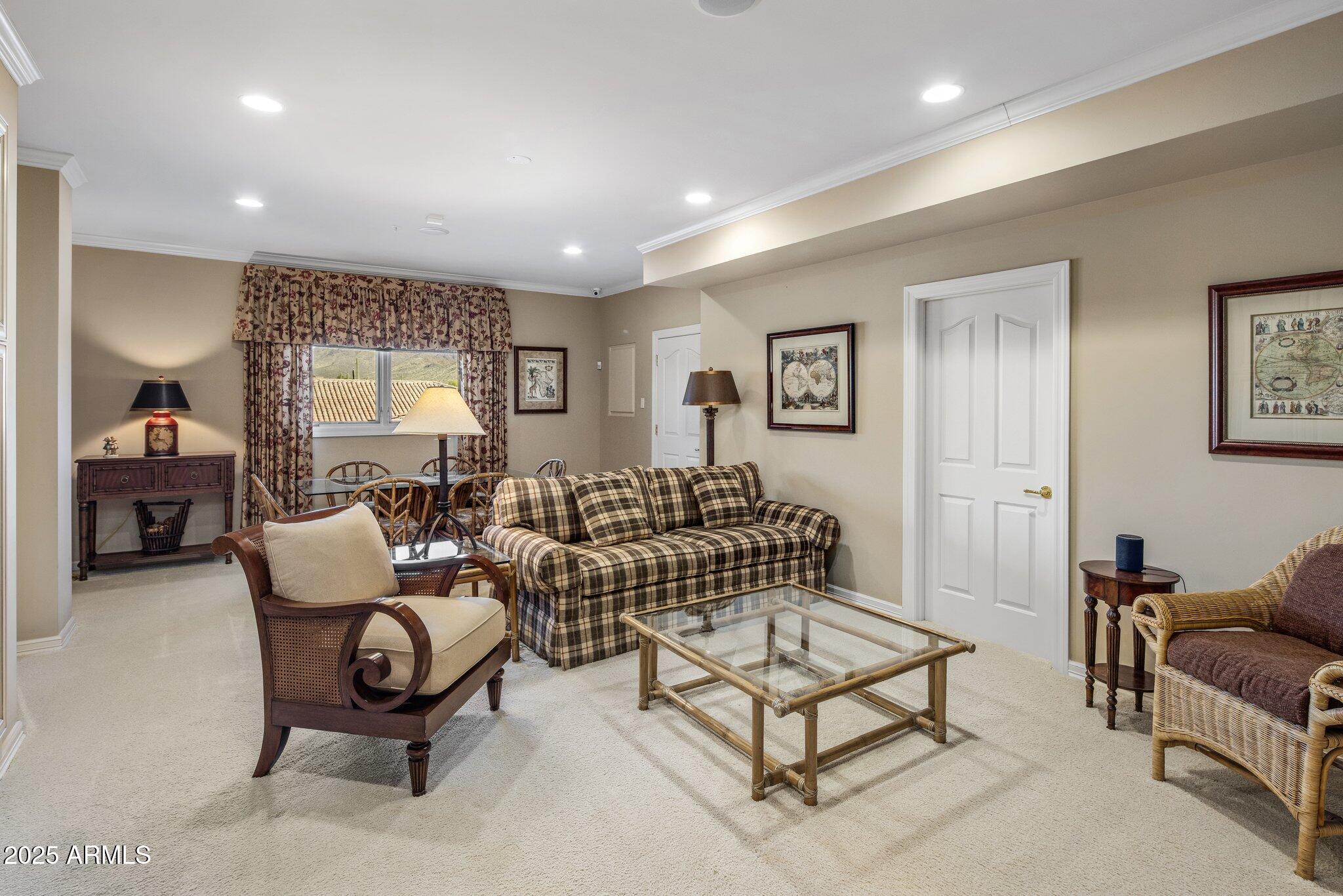 SW4 NE4 NE4 EX W 30F RD & - Residential