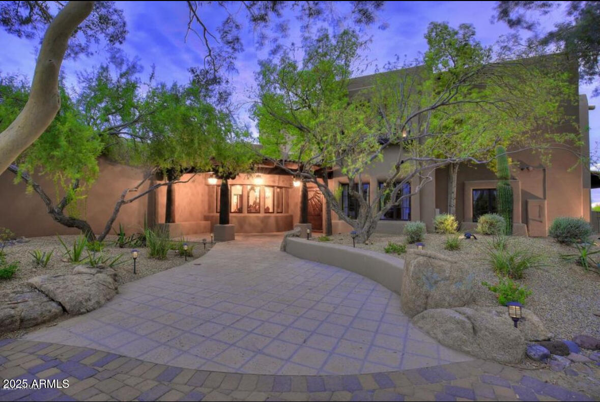 PINNACLE PEAK HEIGHTS AMD - Residential