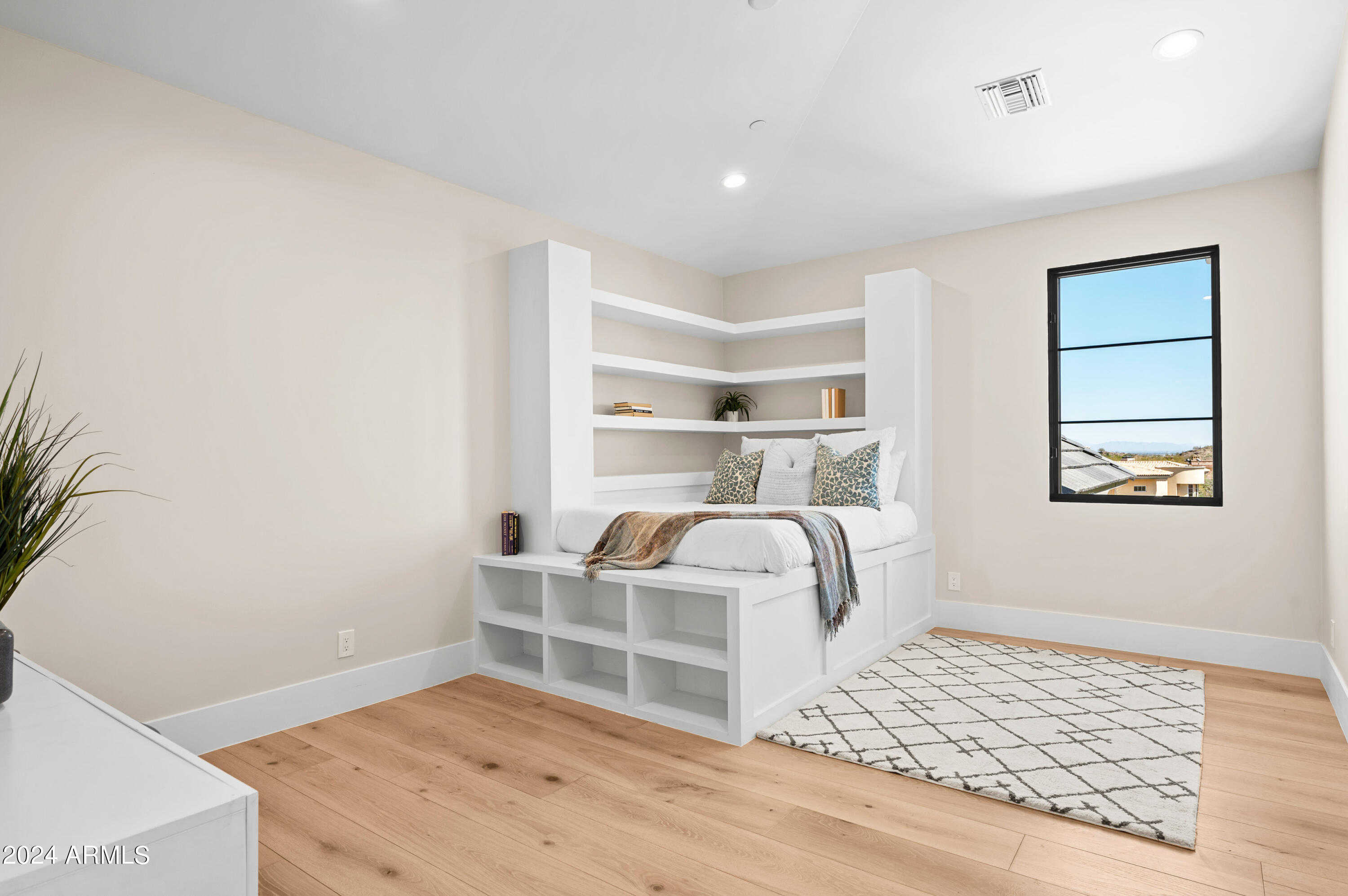 AHWATUKEE CUSTOM EST 10 LOT 7101-7119 - Residential