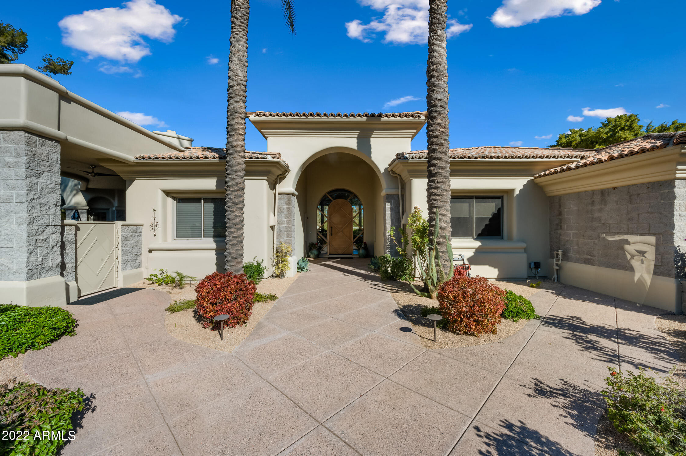 IRONWOOD AT CAMELBACK COUNTRY CLUB - Residential