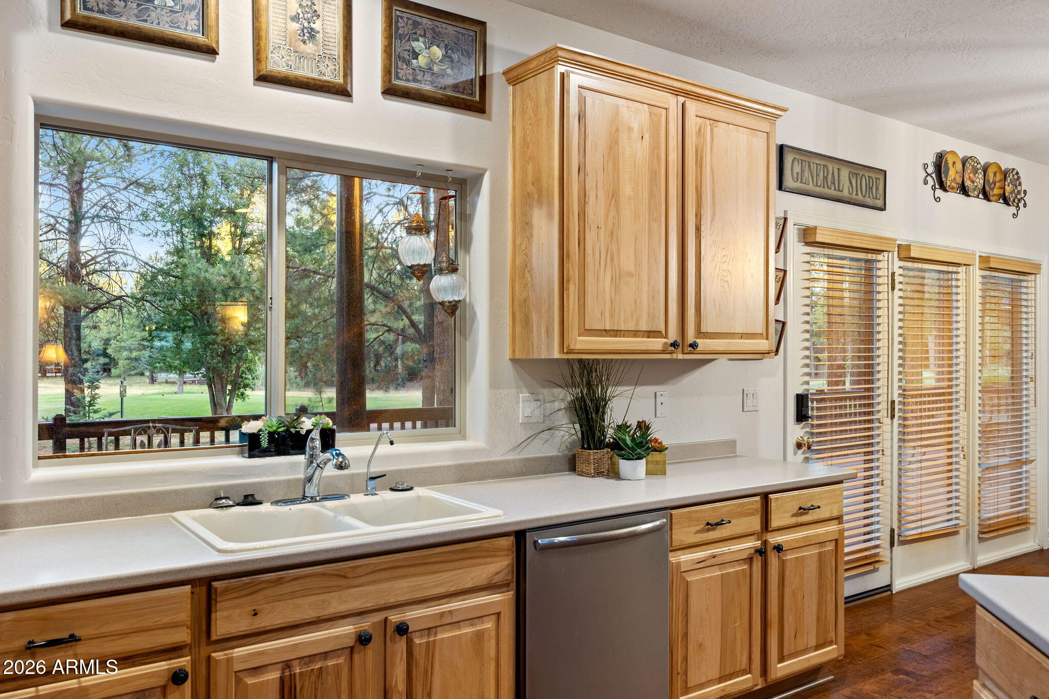 PINETOP LAKES COUNTRY CLUB UNIT 2 - Residential