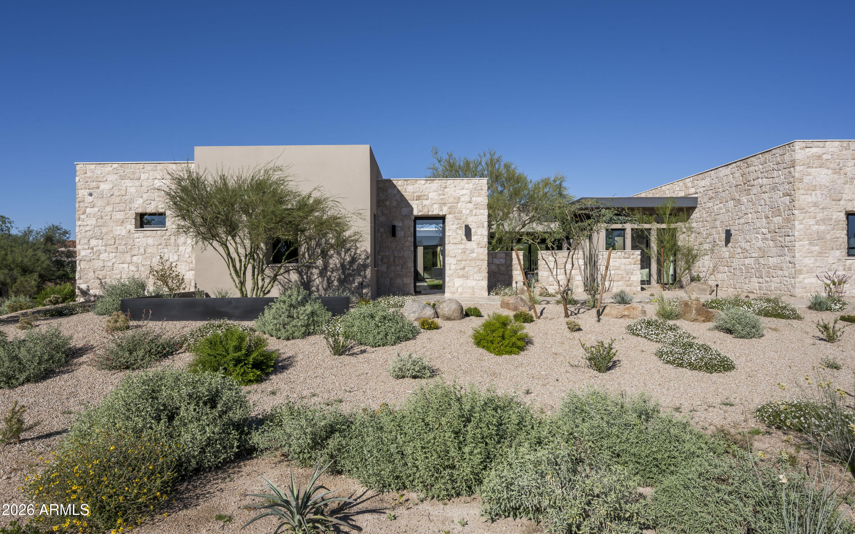WHISPER ROCK UNIT 2 - Residential