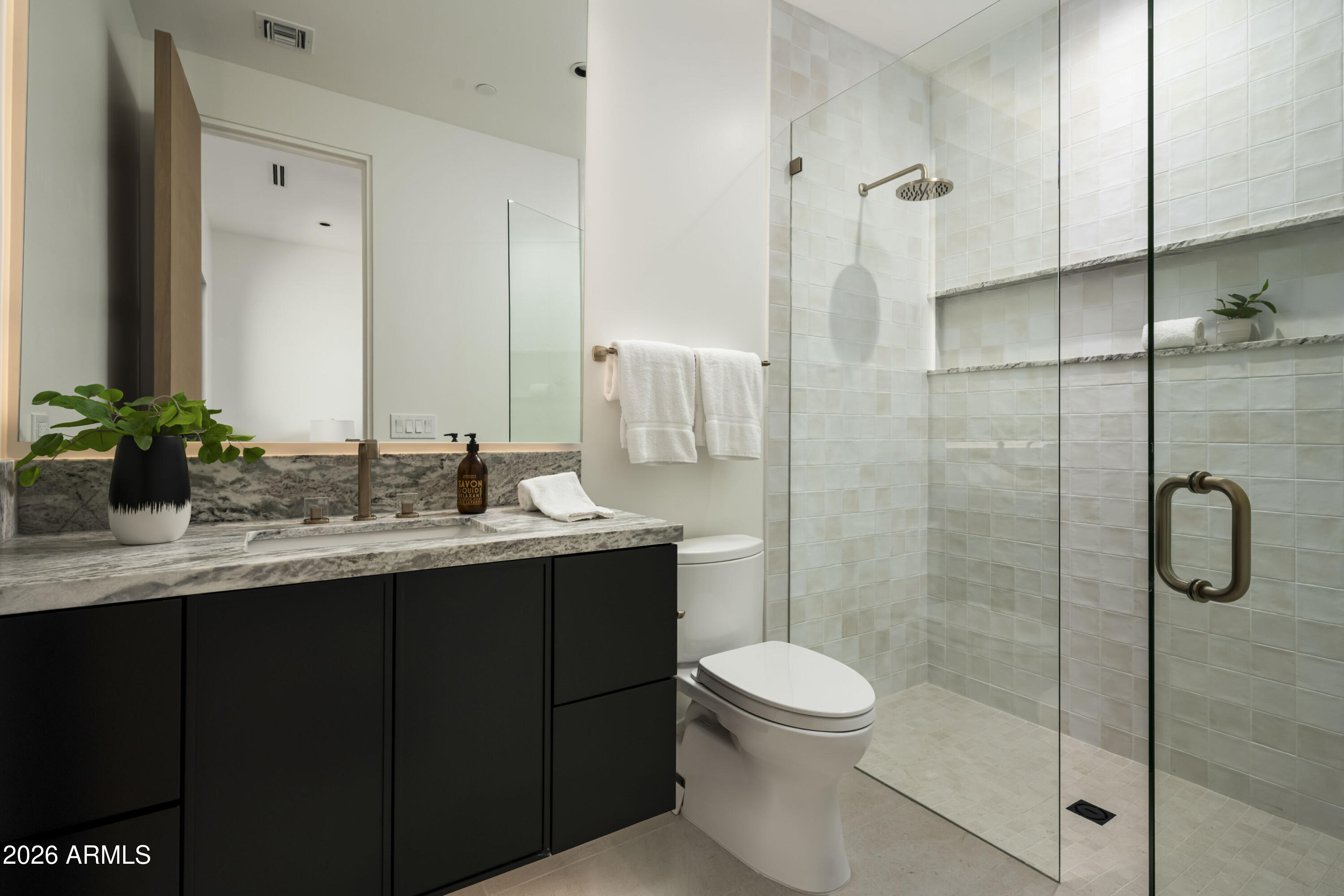 WHISPER ROCK UNIT 2 - Residential