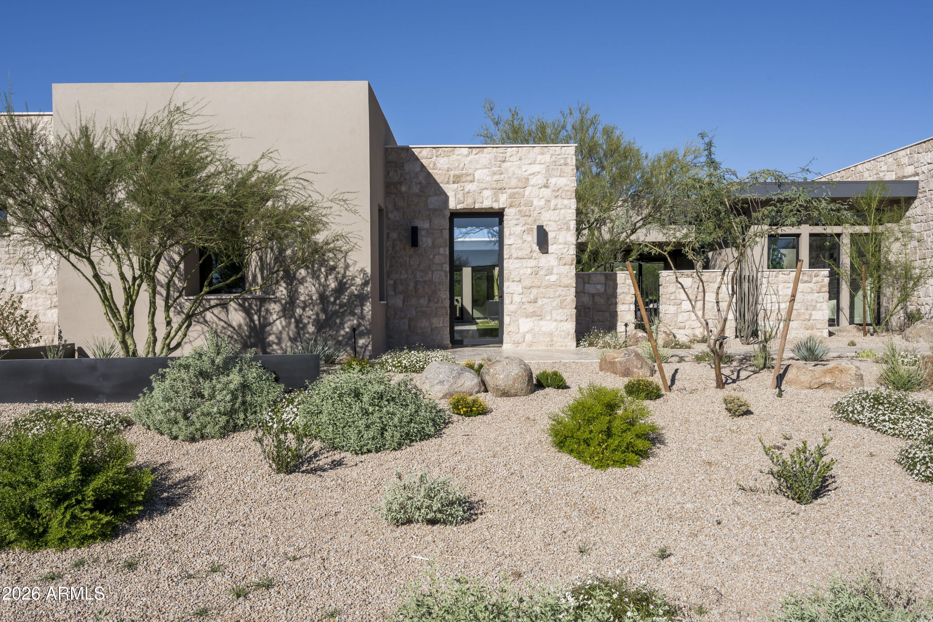 WHISPER ROCK UNIT 2 - Residential