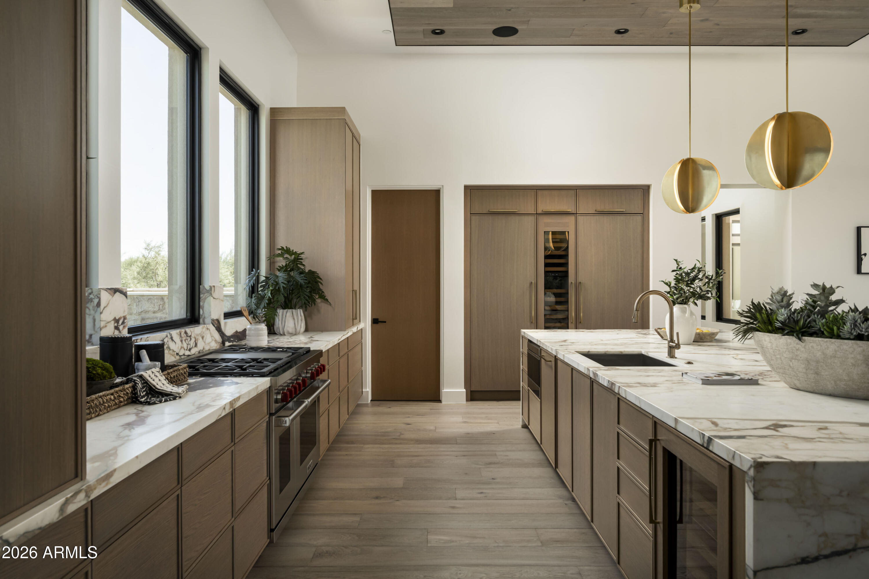 WHISPER ROCK UNIT 2 - Residential