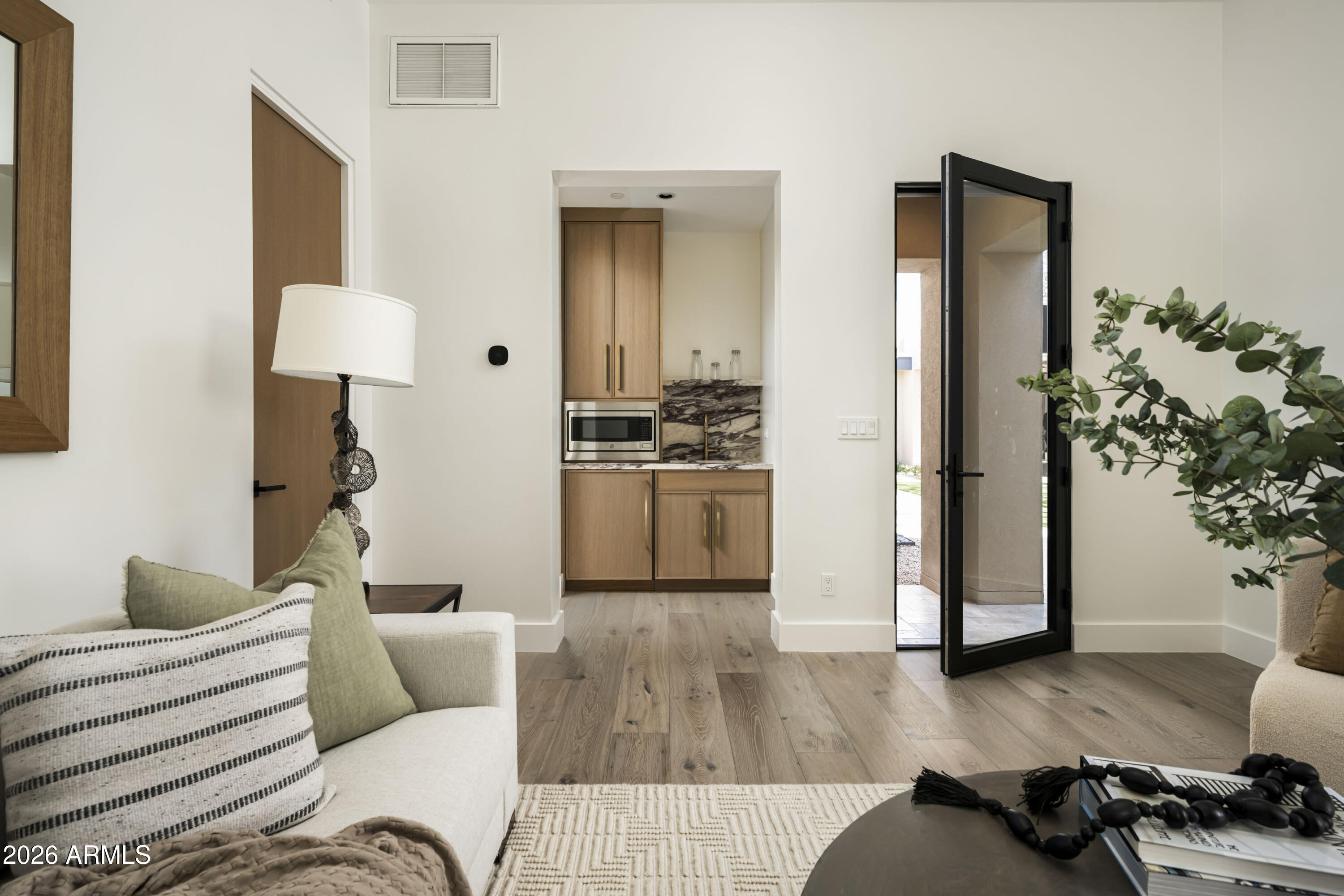 WHISPER ROCK UNIT 2 - Residential