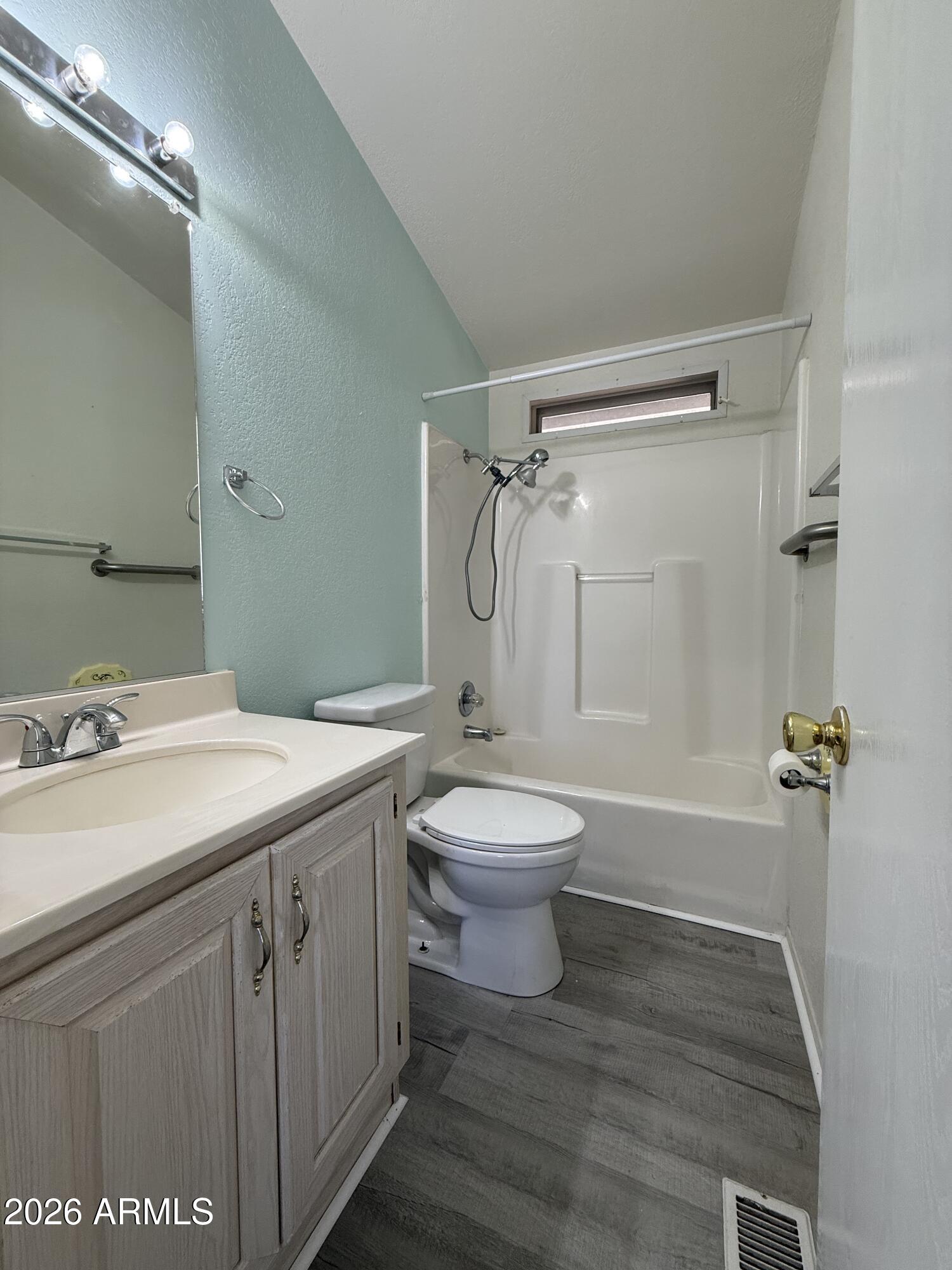 LIGIERS 2ND ADDITION - Residential