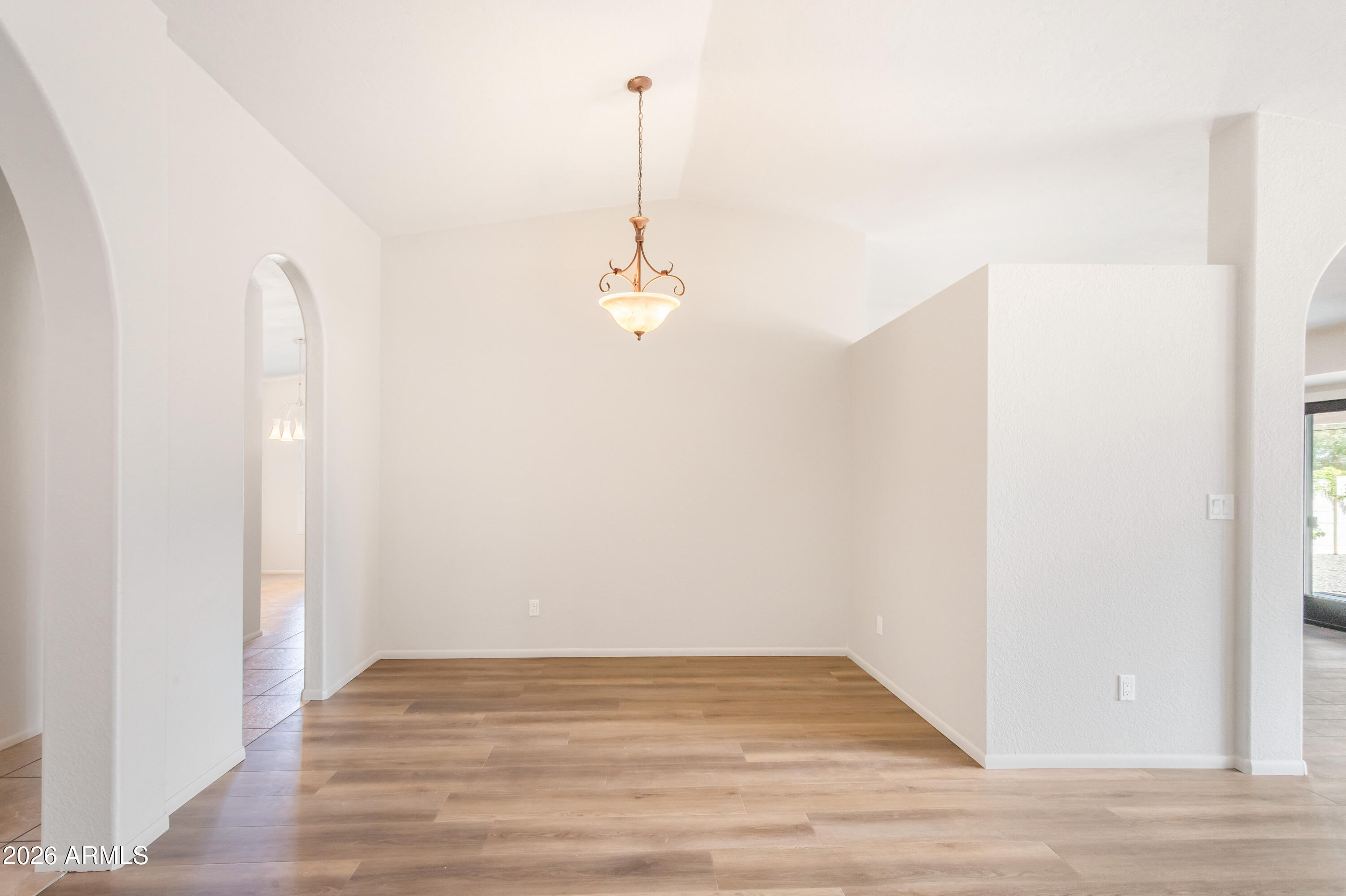 MISSION HILLS ESTATES - Residential