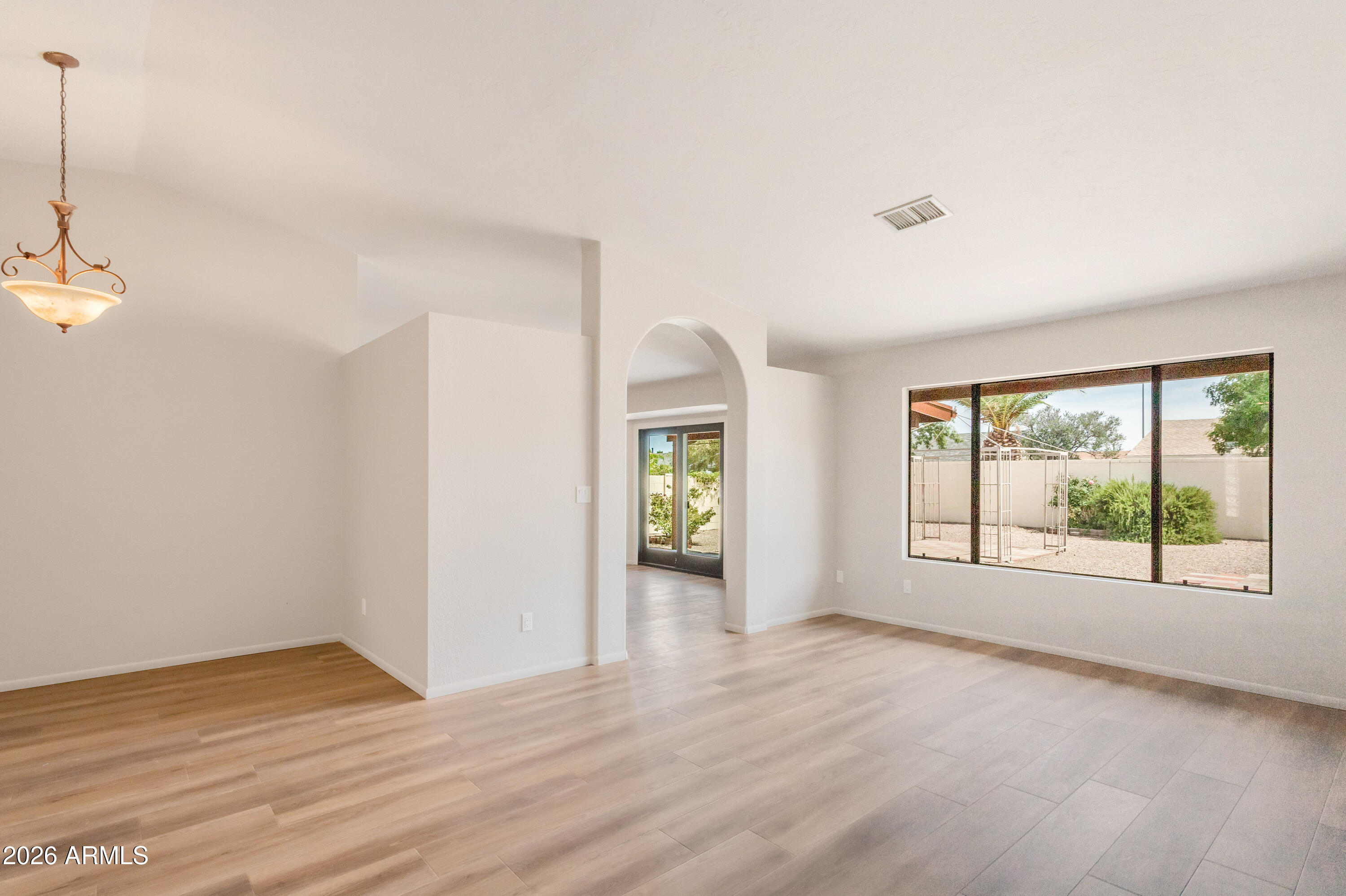 MISSION HILLS ESTATES - Residential