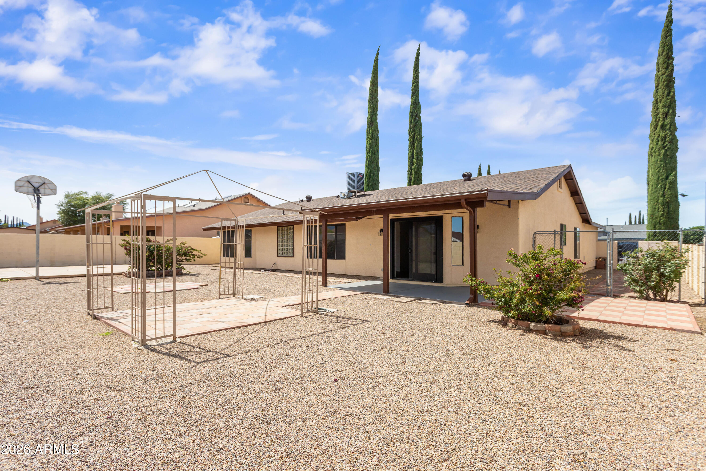MISSION HILLS ESTATES - Residential
