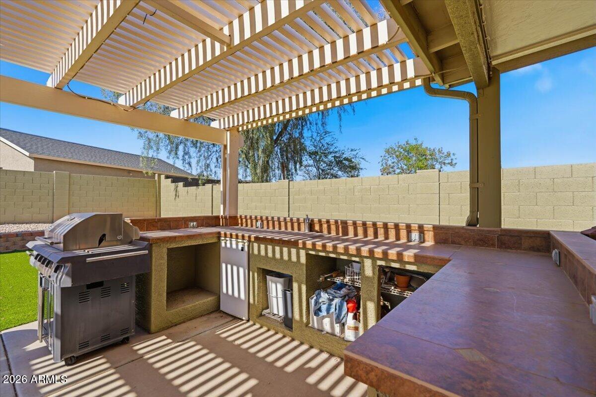 SUNRISE CANYON - Residential