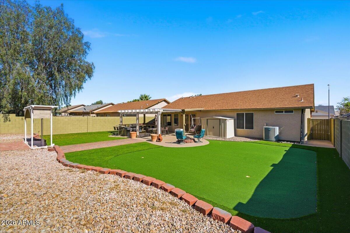 SUNRISE CANYON - Residential