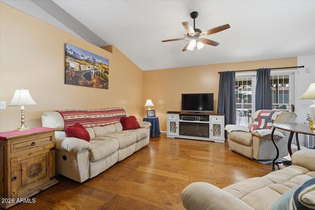 SUNRISE CANYON - Residential