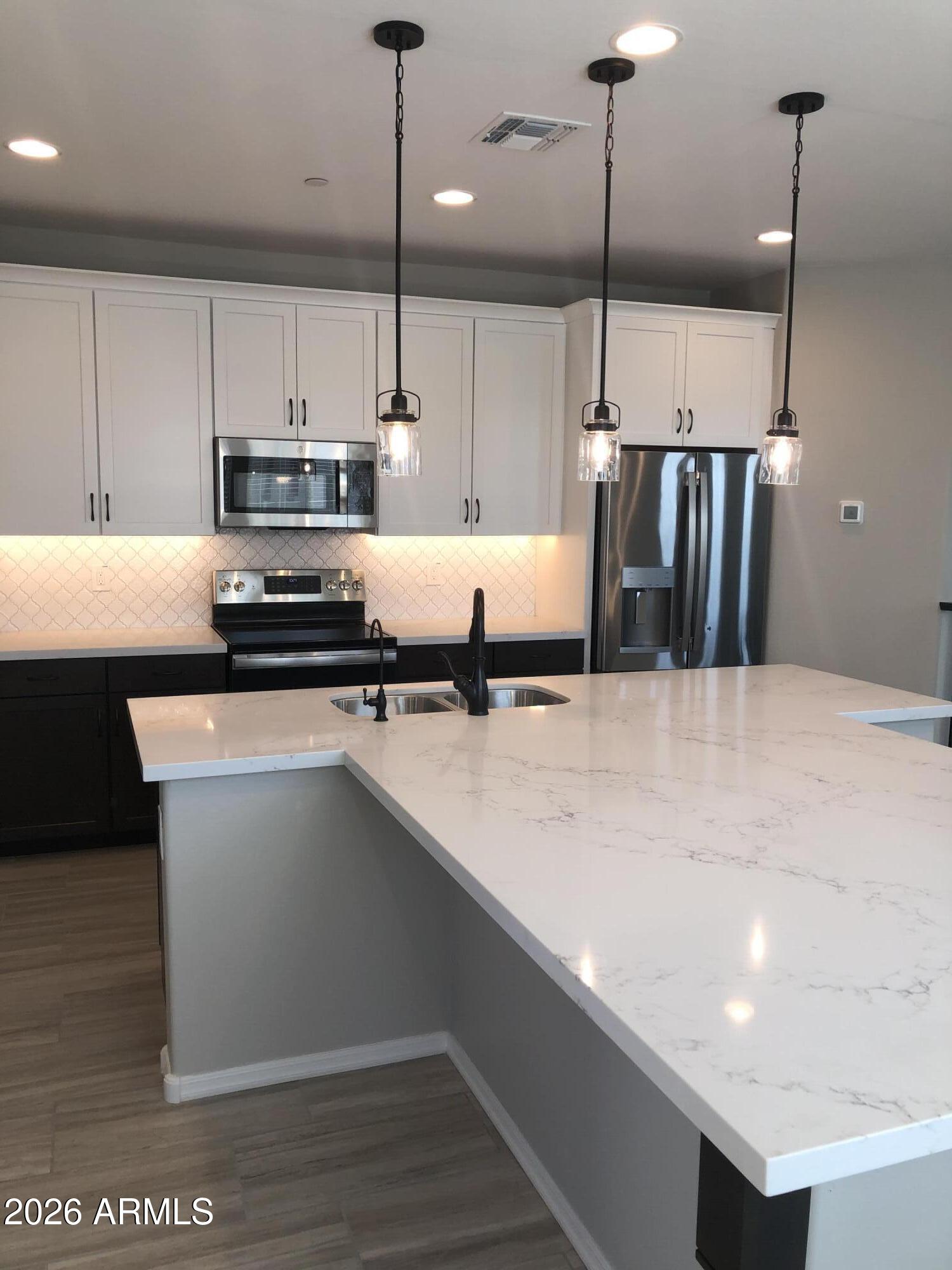 VAL VISTA CLASSIC PARCEL 1 CONDOMINIUM BLOCKS 20 T - Residential Lease