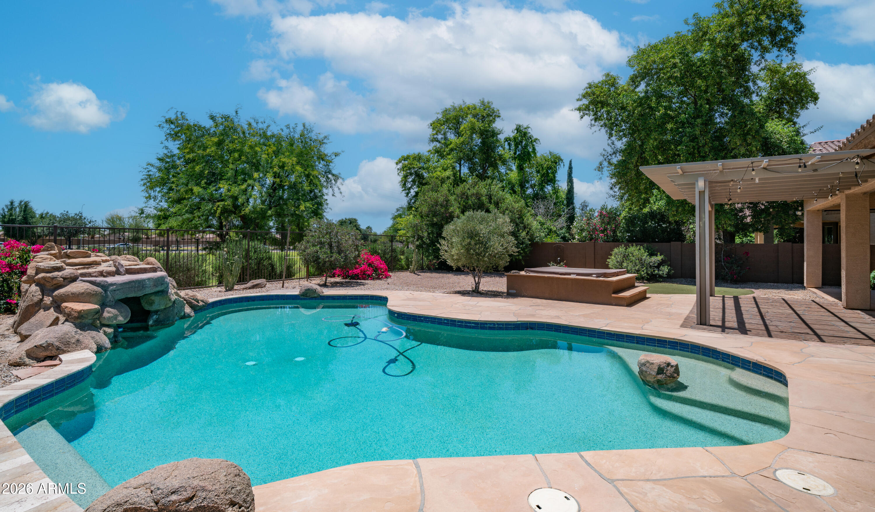 PASEO CROSSING PHASE 2 - Residential