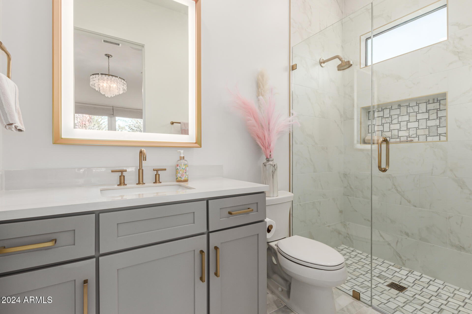 LAFAYETTE ESTATES 3 MLD - Residential