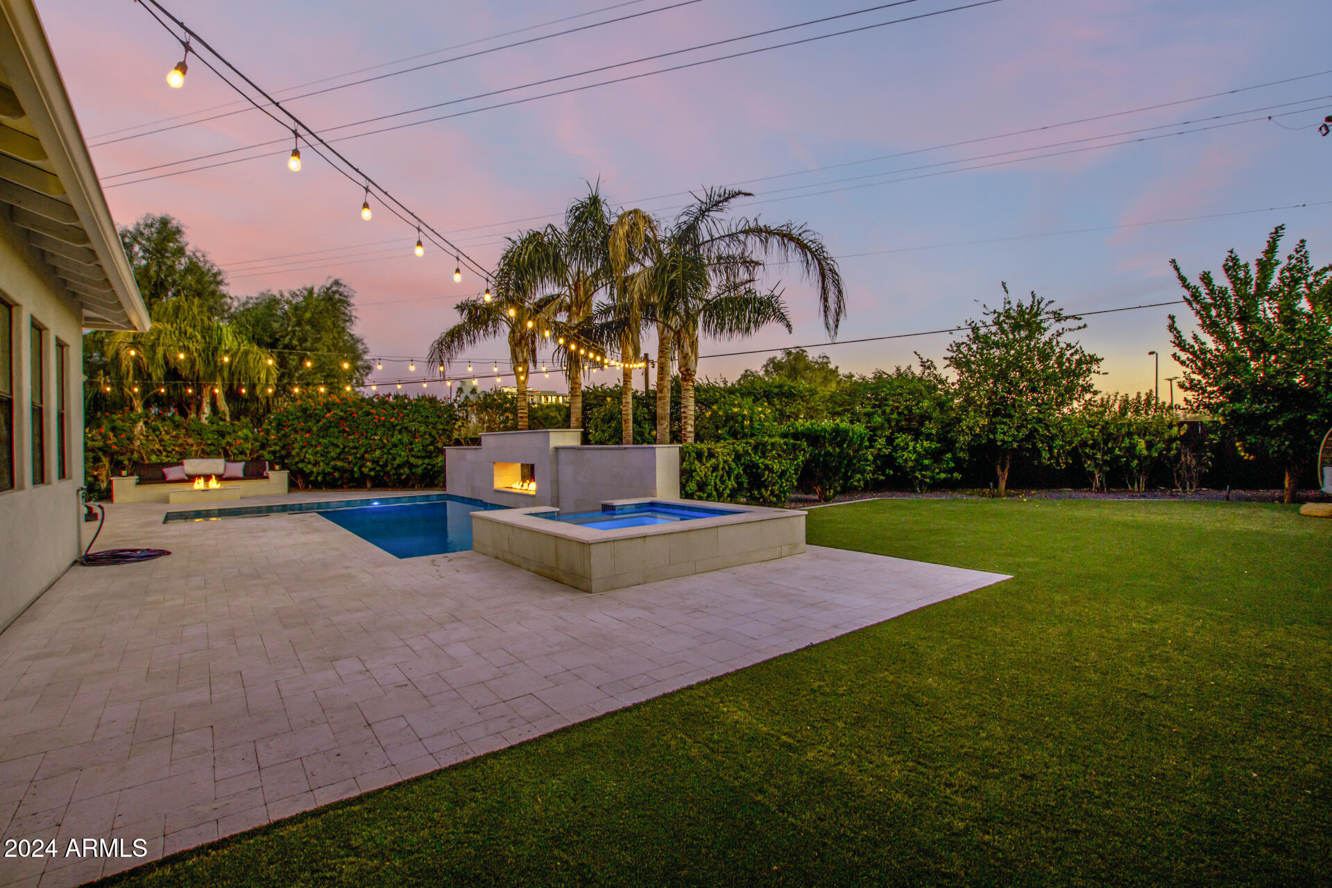LAFAYETTE ESTATES 3 MLD - Residential