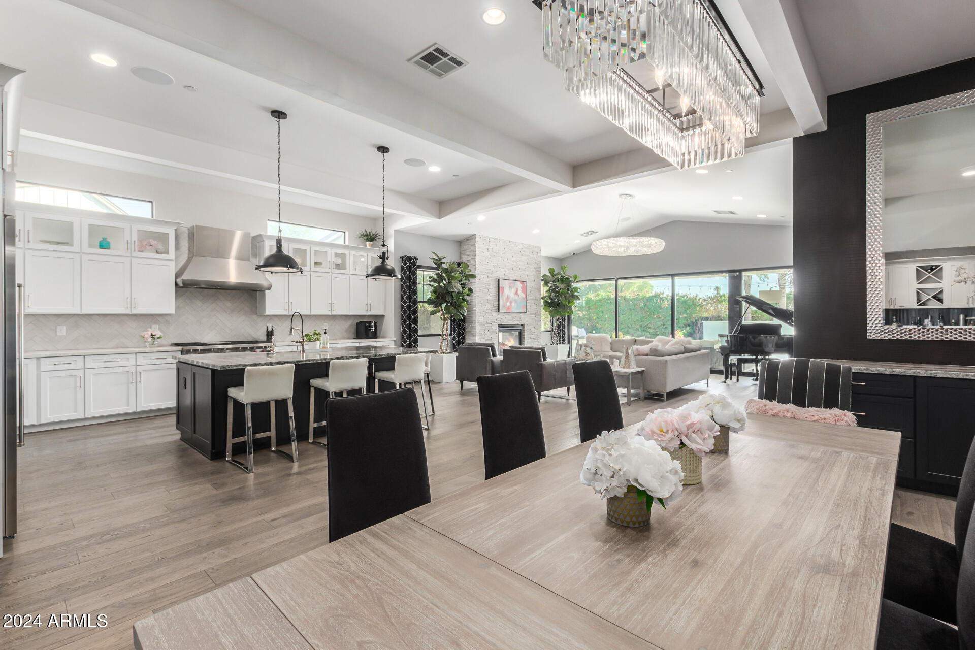 LAFAYETTE ESTATES 3 MLD - Residential