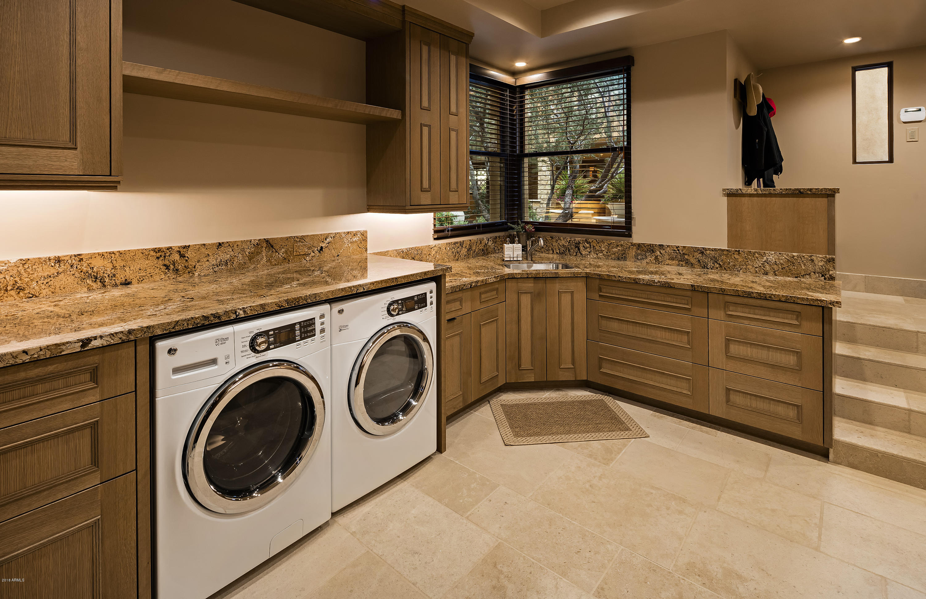 DESERT MOUNTAIN PHASE 3 UNIT 38 - Residential