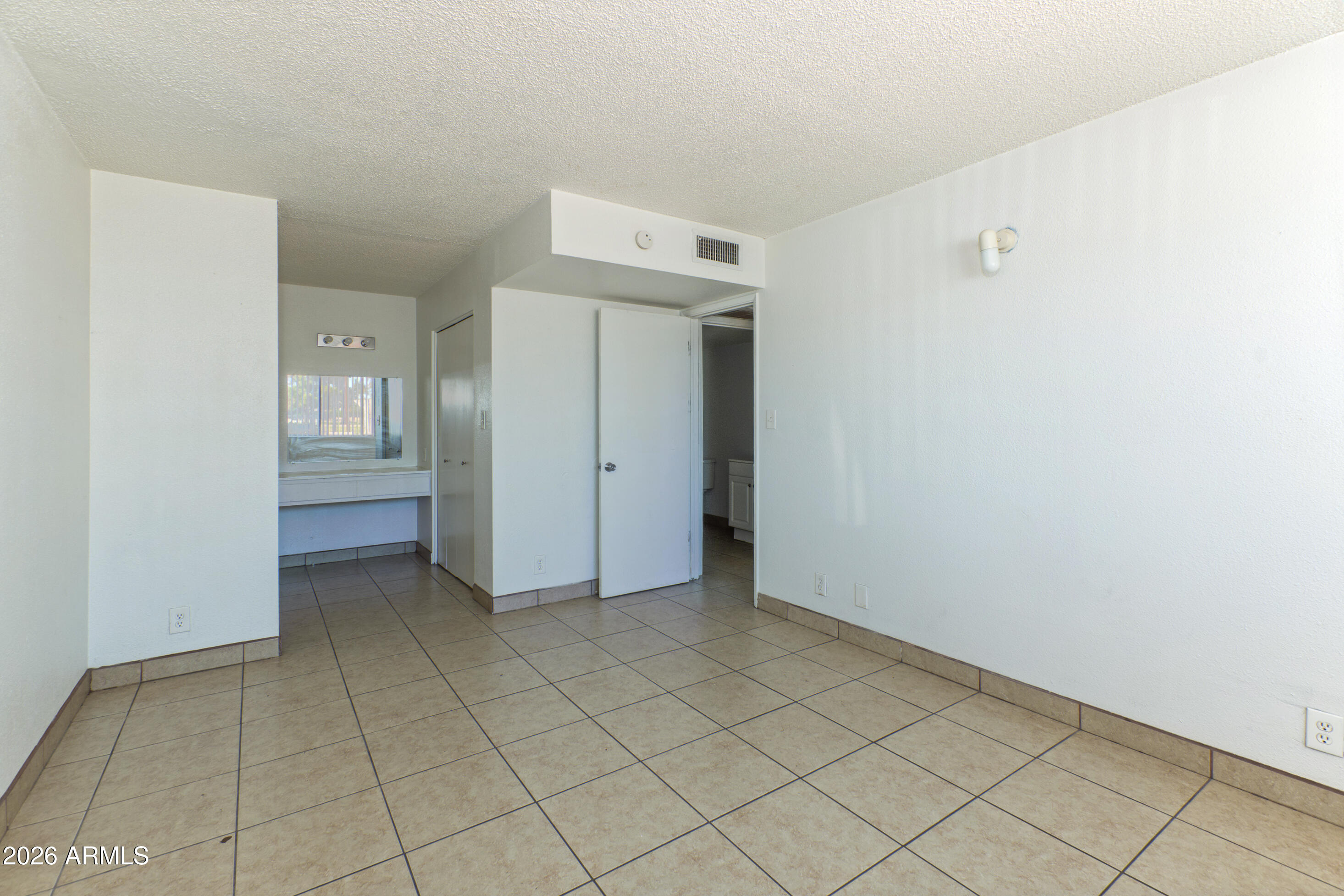 DENTON TRACT - Residential Income