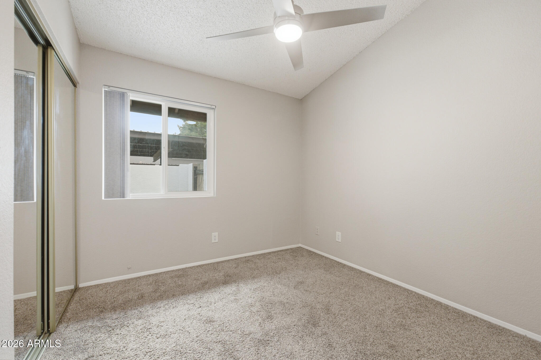 BRECKENRIDGE TOWNHOMES LT 1-182 COM AREA PRV DR - Residential