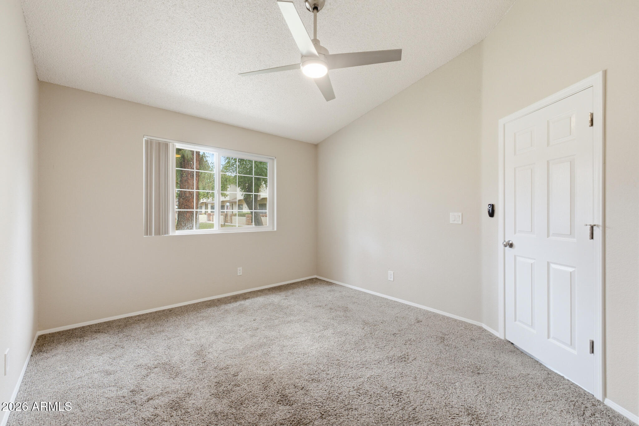 BRECKENRIDGE TOWNHOMES LT 1-182 COM AREA PRV DR - Residential