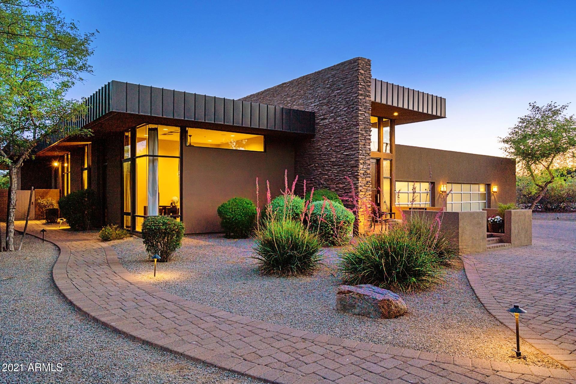 ''Cactus Corridor'' - Residential