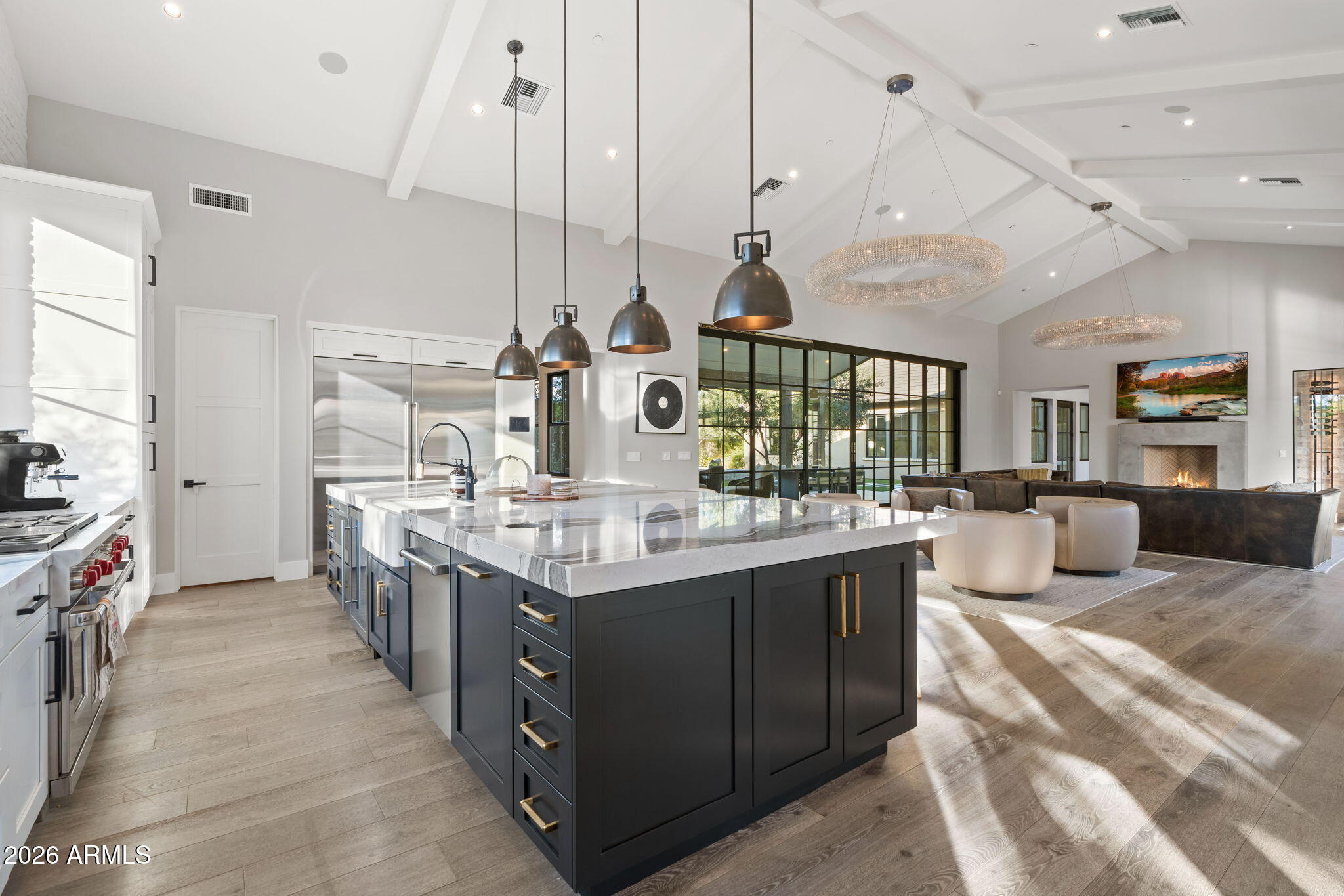 WHITE HORSE - Residential