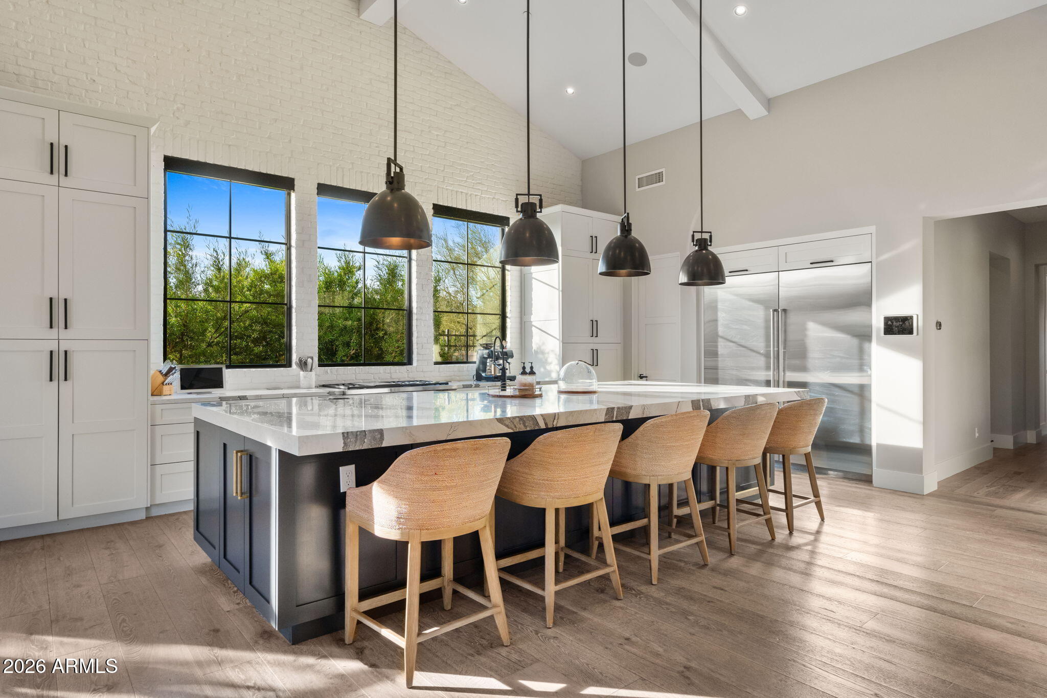 WHITE HORSE - Residential
