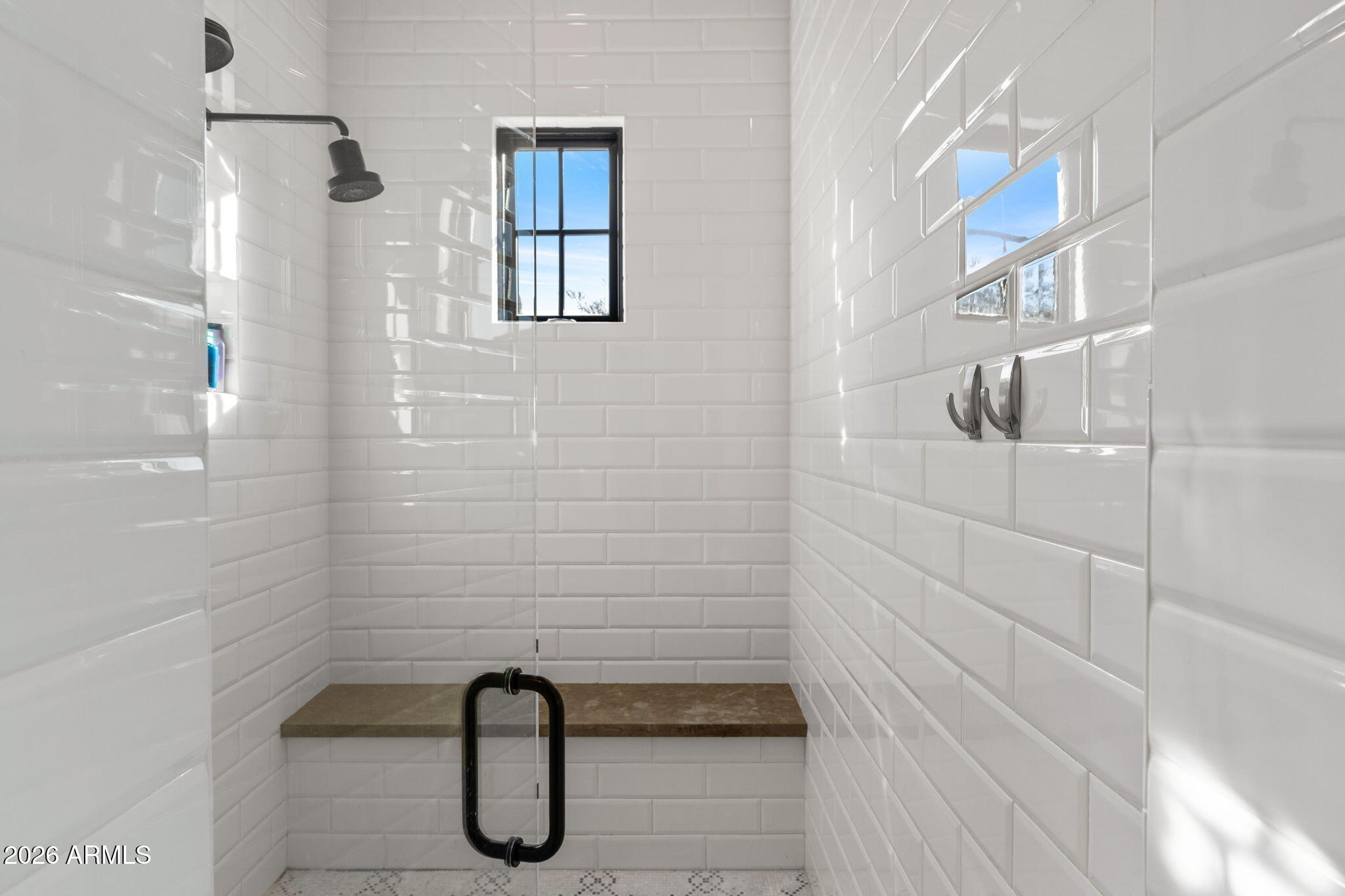 WHITE HORSE - Residential