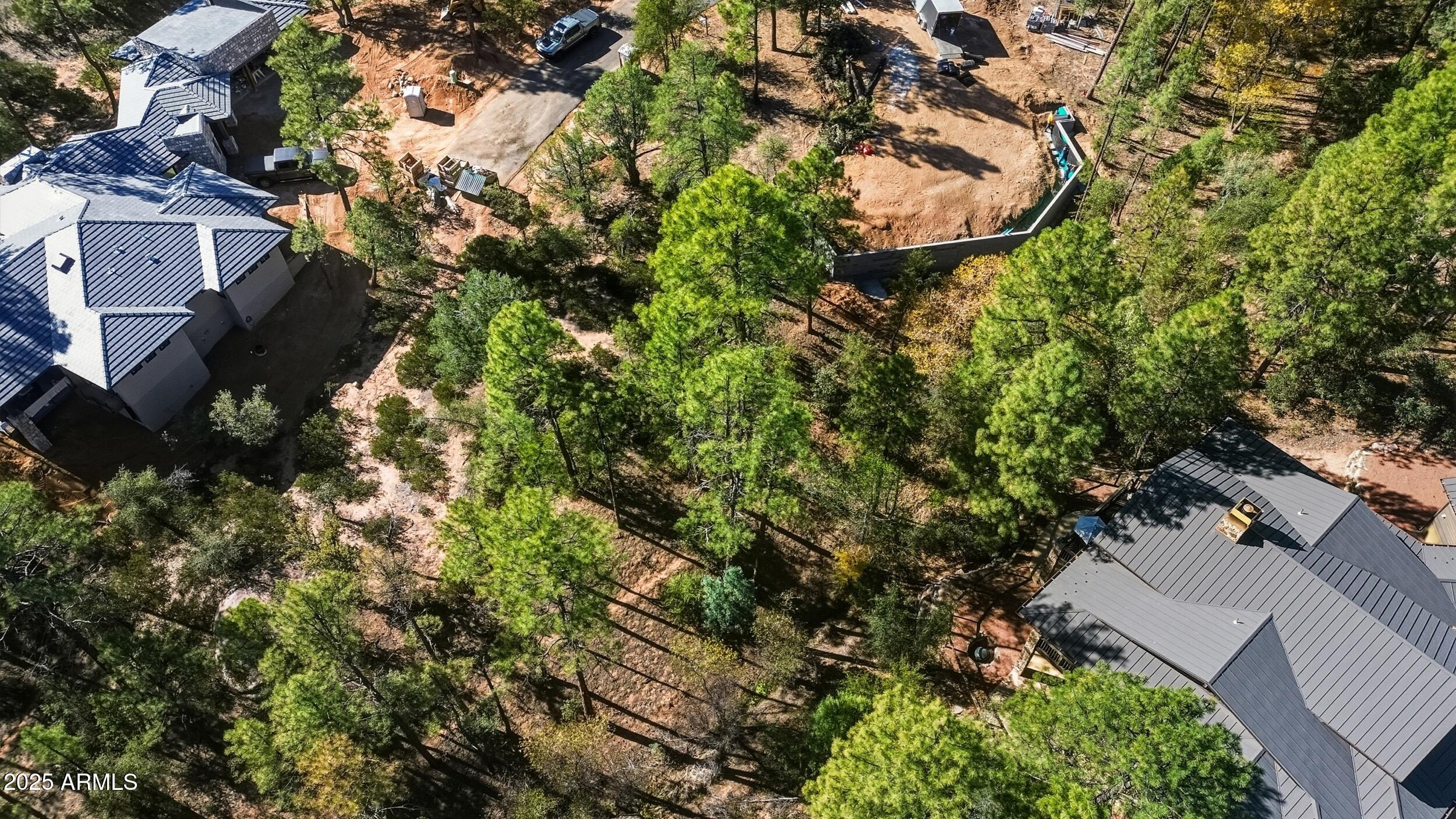 Rim Club The 1 & 2 - Land